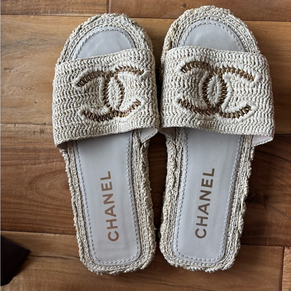 Chanel Beige Interlocking Cc Logo Espadrilles - image 2